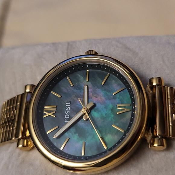 Gold and green iridescent face fossil watch - Picture 2 of 4
